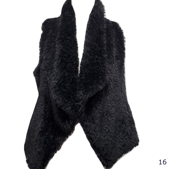 Calvin Klein Jackets & Blazers - Calvin Klein Black Faux Fur Vest Size XS